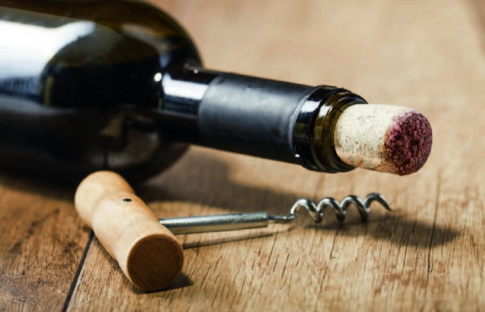 Винный шкаф Caso WineComfort 38 черный