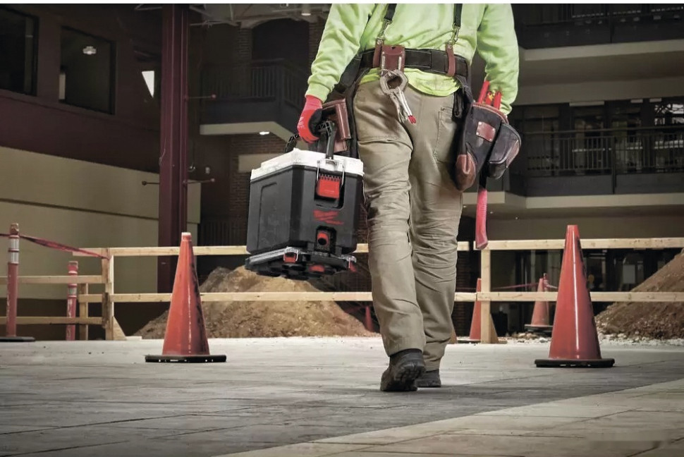 Ящик для инструментов Milwaukee Packout Hardcooler 4932471722