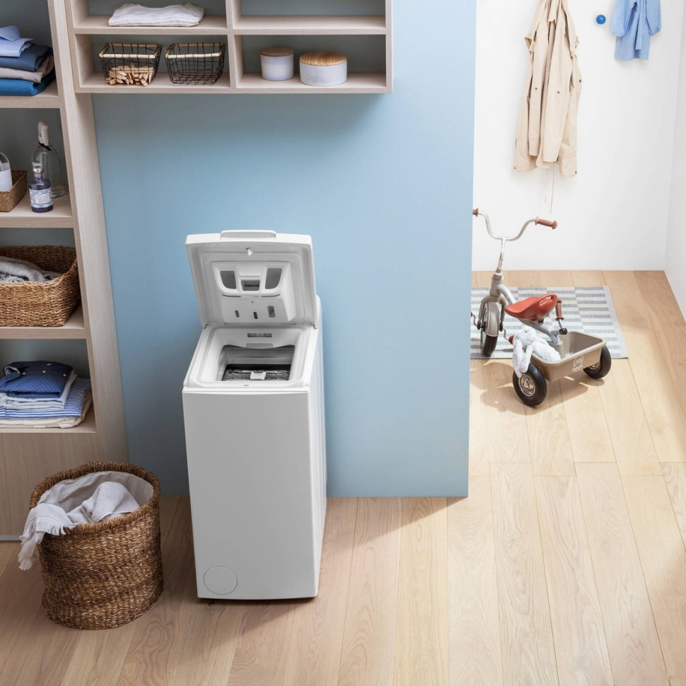 Стиральная машина Indesit BTW D61253 BY