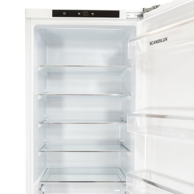 Холодильник с морозильником SCANDILUX CNFBI210E