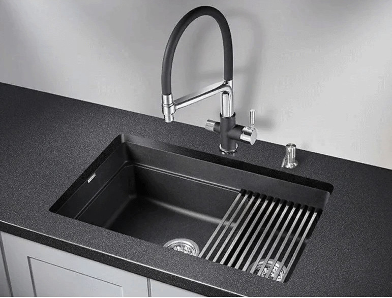 Кухонная мойка Granula KS-7304 (черный)