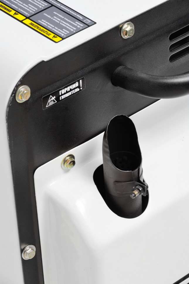 Генератор Hyundai DHY 8000SE-3