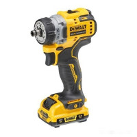 Дрель-шуруповерт DeWALT DCD703L2T (с 2-мя АКБ, кейс, набор патронов)