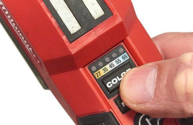 Фонарь Milwaukee M12 CML-401 (с 1-им АКБ)