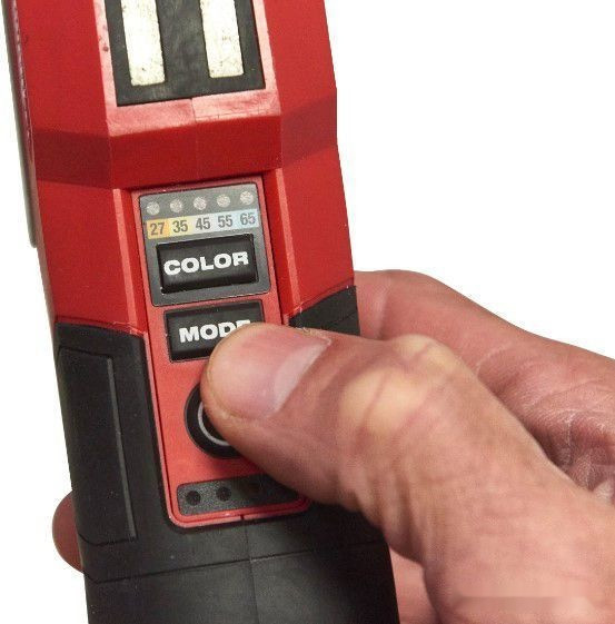 Фонарь Milwaukee M12 CML-401 (с 1-им АКБ)