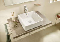 Умывальник Roca The Gap 39х37х13