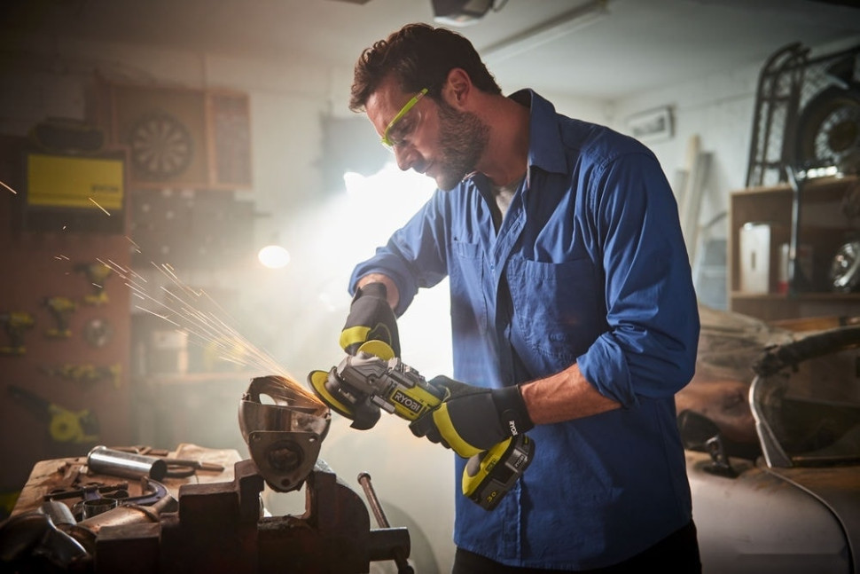 Угловая шлифмашина Ryobi R18AG7-140S