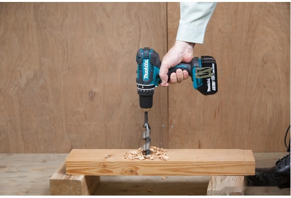 Ударная дрель-шуруповерт Makita DHP482Z (без АКБ)