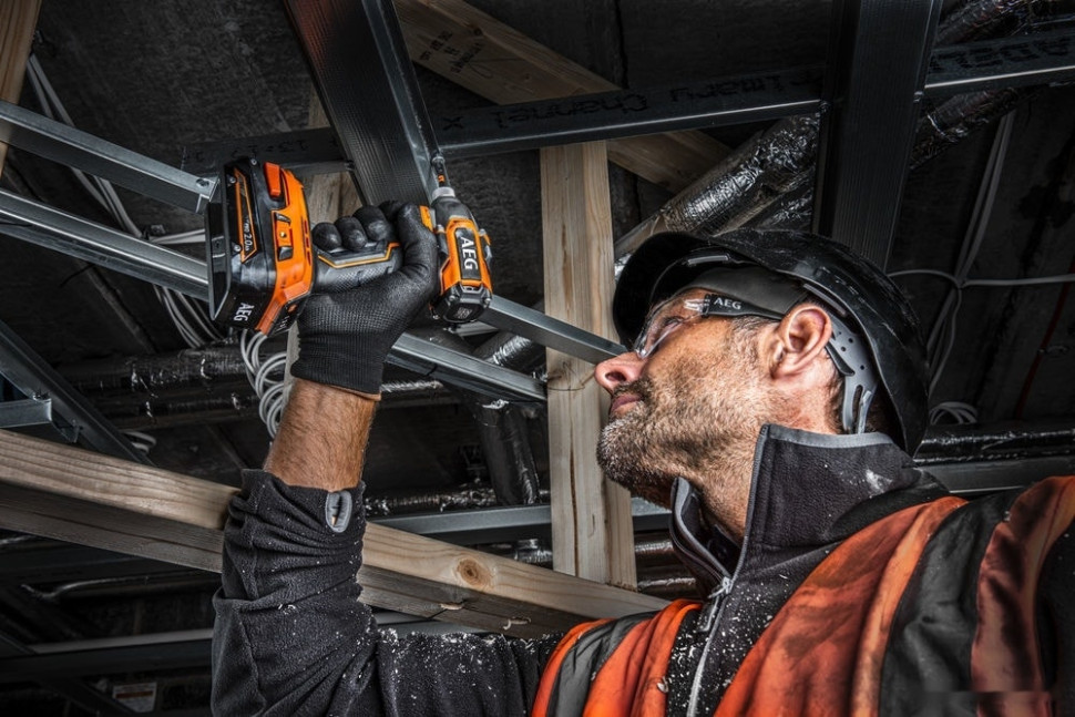 Винтоверт AEG Powertools BSS 18SBL-0 4935472278 (без АКБ)