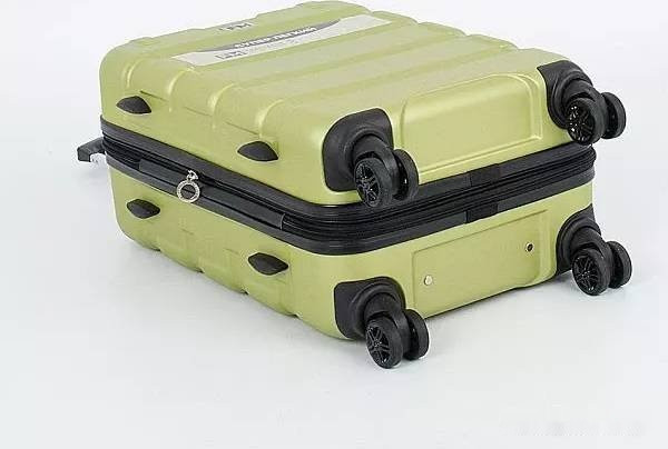 Чемодан-спиннер Francesco Molinary 336-161426/3-20 (салатовый)