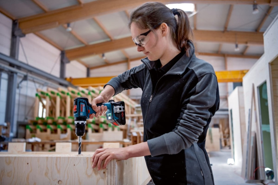 Ударная дрель-шуруповерт Bosch GSB 18V-90 C Professional 06019K6100 (без АКБ)