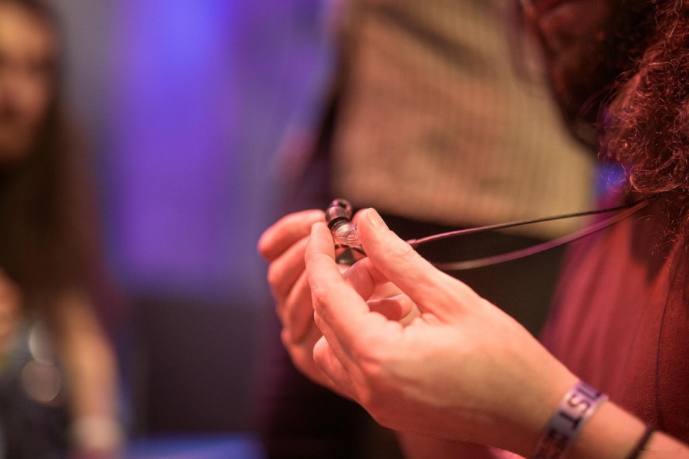 Наушники Sennheiser IE 400 Pro (прозрачный)