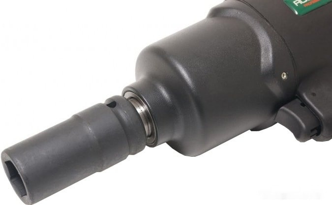 Пневмогайковерт RockForce RF-82566