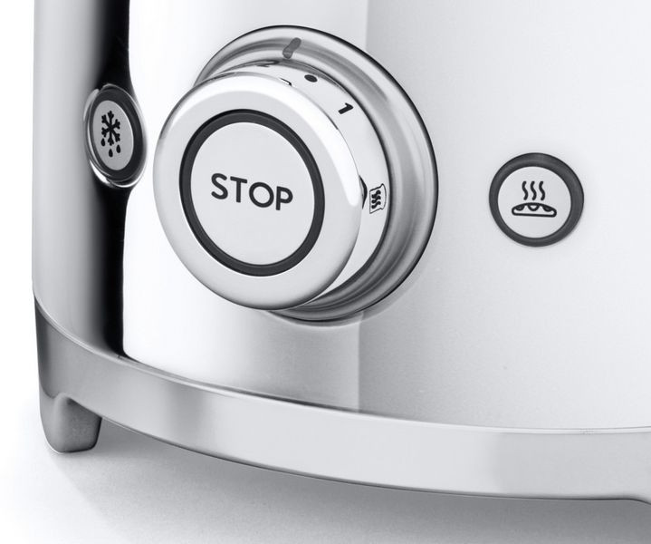 Тостер Smeg TSF02SSEU