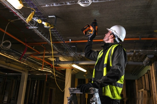 Перфоратор AEG Powertools BBH 18C-0 4935464984 (без АКБ)