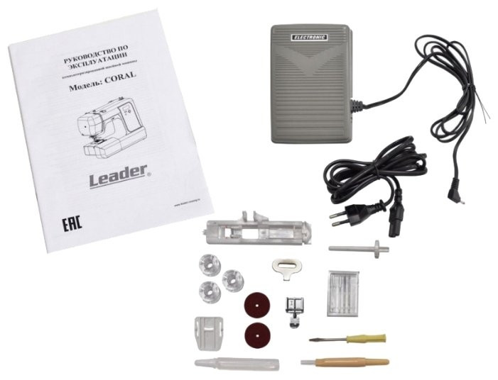 Швейная машина Leader Coral