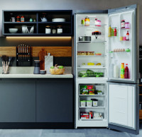 Холодильник с морозильником Hotpoint-Ariston HT 5201I S