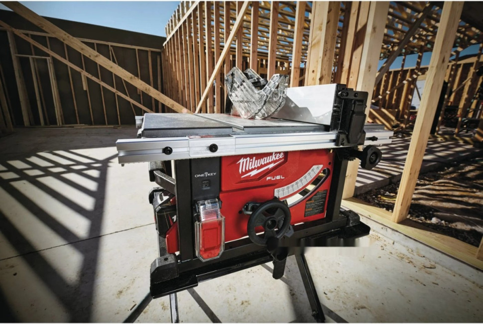Деревообрабатывающий станок Milwaukee M18 FTS210-121B FUEL One-Key 4933464225 (с 1-им АКБ)