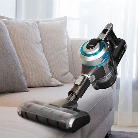 Пылесос Redmond RV-UR380