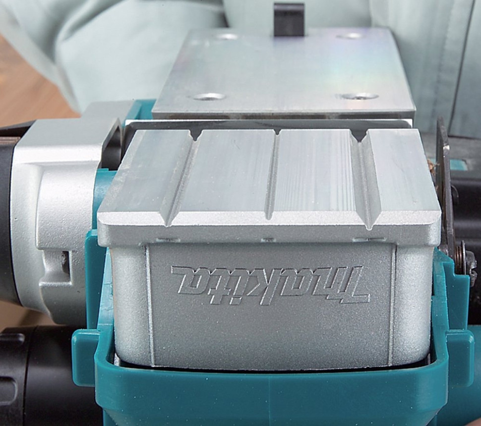 Электрорубанок Makita KP0810CK