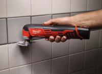 Шлифовальная машина Milwaukee C12 MT-402B