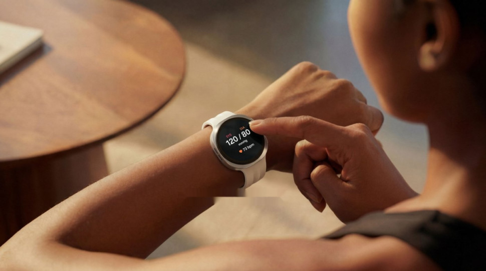 Умные часы Samsung Galaxy Watch9 S 40 мм (кремовый)