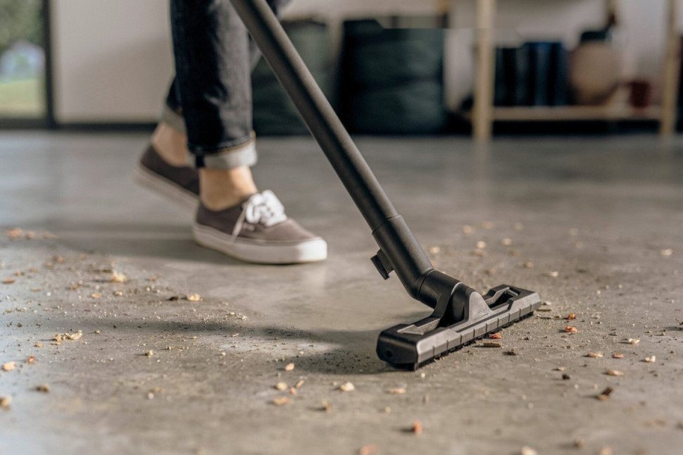 Промышленный пылесос Karcher WD 2 Plus V-12/4/18 1.628-018.0