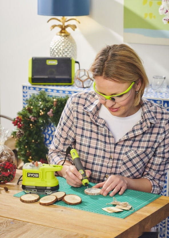 Шлифовальная машина Ryobi RRT18-0 5133004939 (без АКБ)