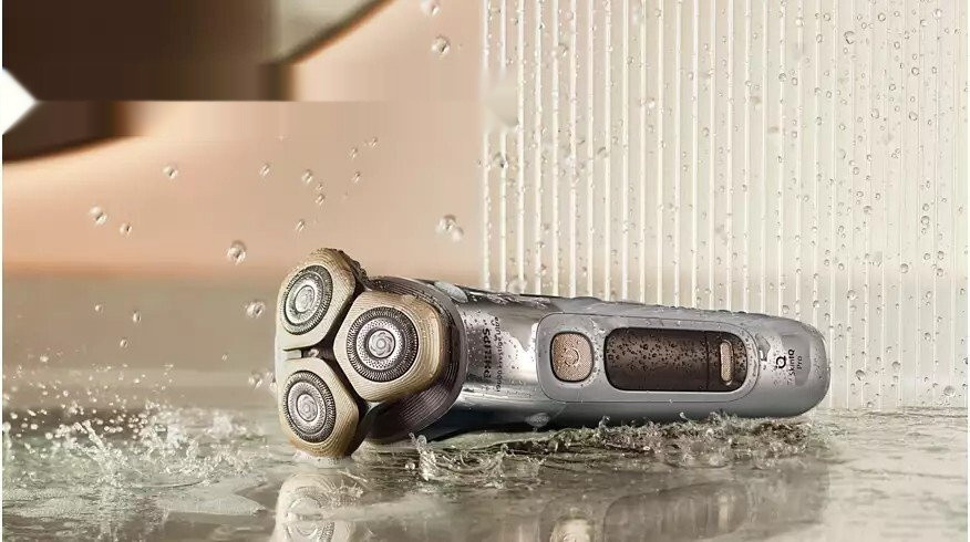 Электробритва мужская Philips Series i9000 Prestige Ultra XP9404/31