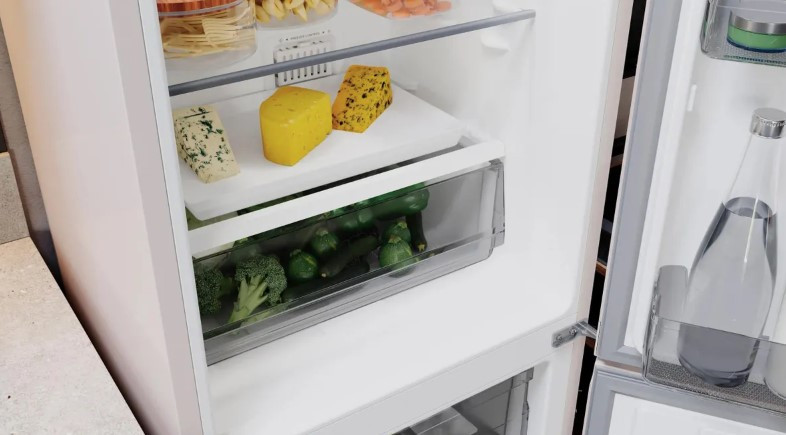 Холодильник Hotpoint-Ariston HT 4200 M