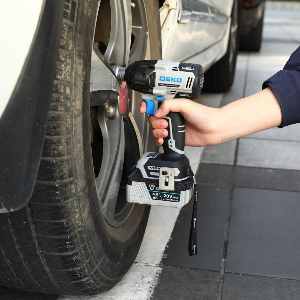 Гайковерт Deko ZKIS Set 083-1087 (с 2-мя АКБ, кейс)