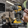 Ударная дрель-шуруповерт DeWALT DCD805H2T (с 2-мя АКБ 5 Ач, кейс)