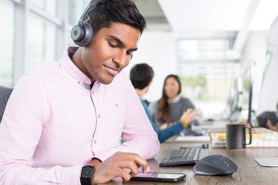 Наушники Logitech Zone Wireless UC