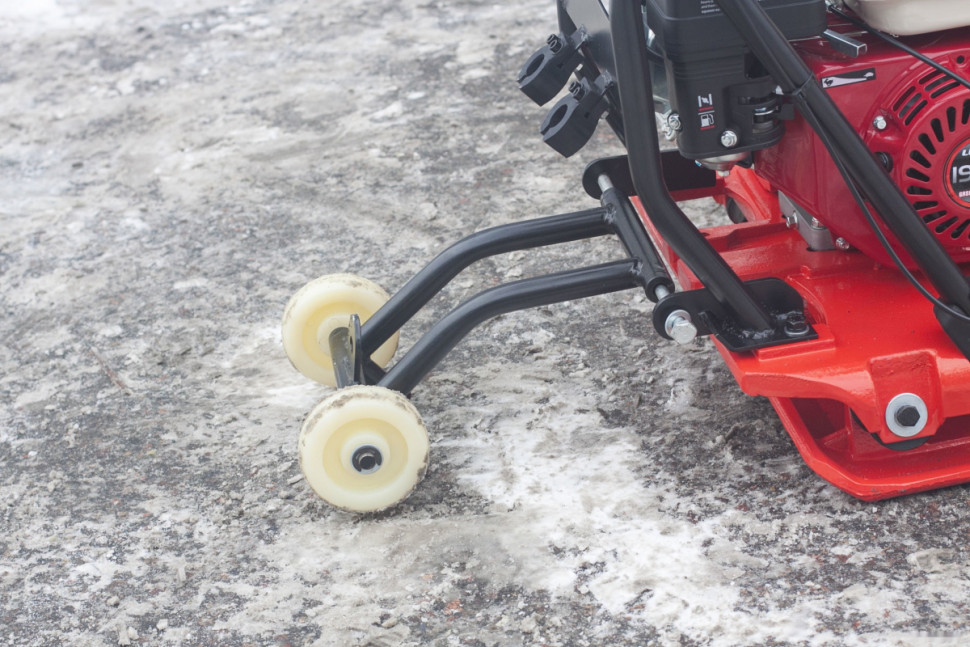 Виброплита Impulse VP80TL++