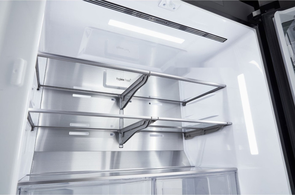 Четырёхдверный холодильник LG GR-A24FQAKM