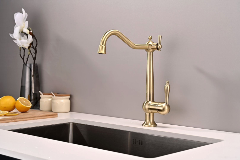 Смеситель Paulmark Retro Re213226-BR