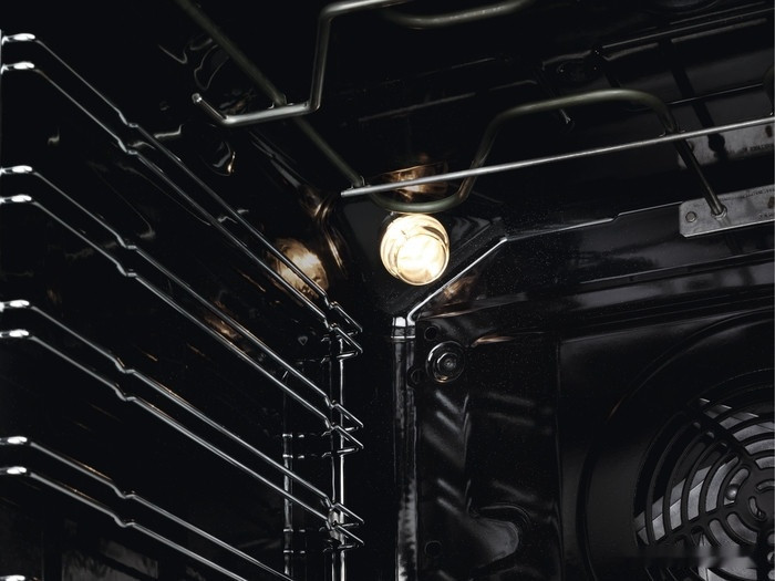 Духовой шкаф Electrolux SurroundCook FLEX 600 EOF3H50X