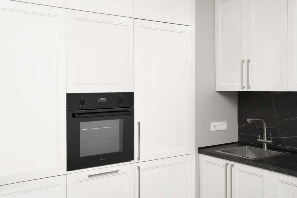 Духовой шкаф Weissgauff EOV 676 SB Black Edition