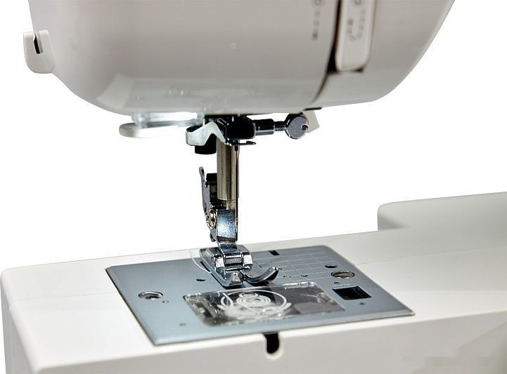 Механическая швейная машина Leader Florance