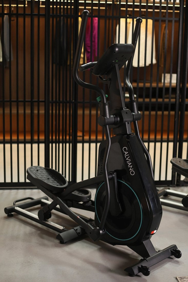 Эллиптический тренажер Calviano Extra (черный)