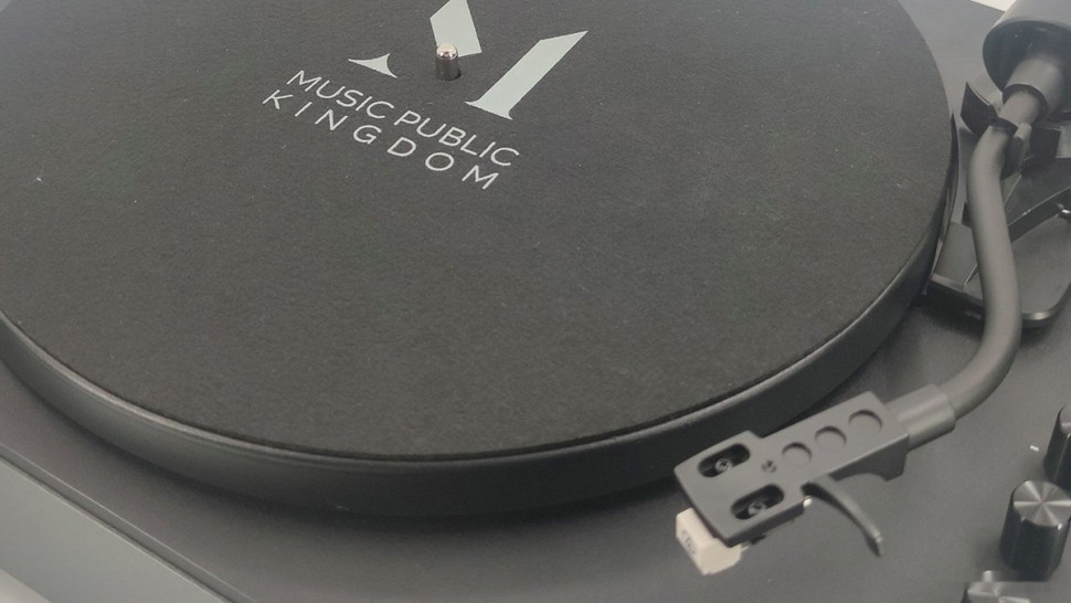 Виниловый проигрыватель Music Public Kingdom TT55ATS
