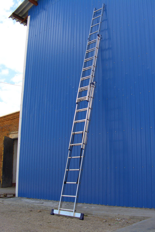 Лестница-стремянка Алюмет трехсекционная универсальная 5311 3x11