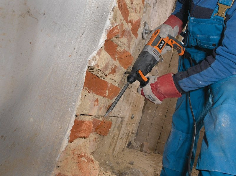 Перфоратор AEG KH 26 XE