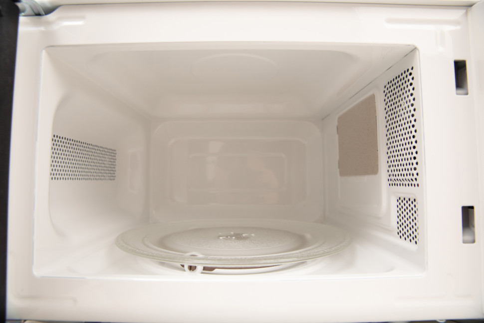 Микроволновая печь Making Oasis Everywhere MW-70MW