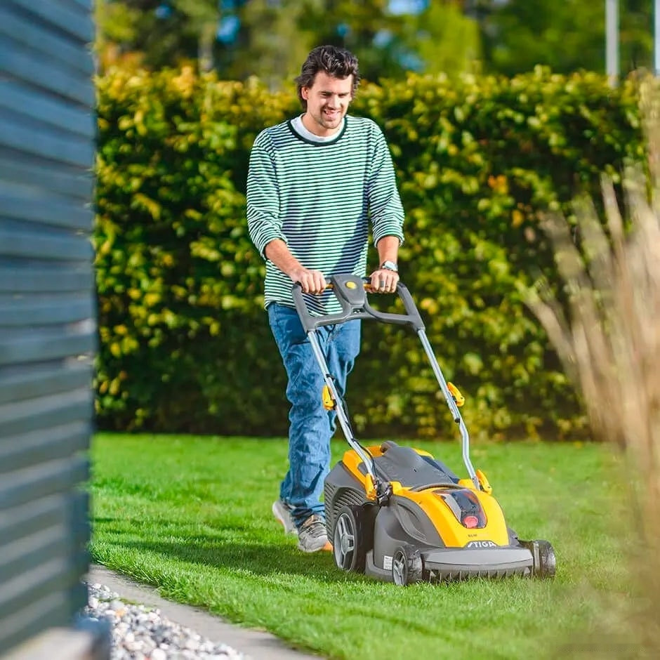 Колёсная газонокосилка Stiga SLM 540 AE 294386068/ST1 (С АКБ 4 Ah)