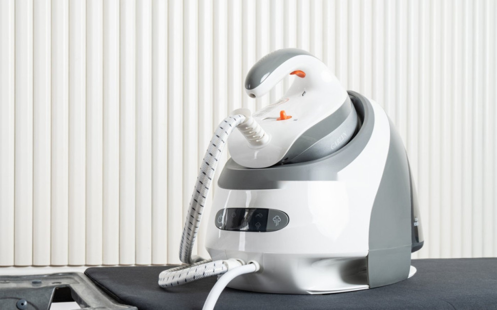 Утюг Garlyn GST-10 Pro