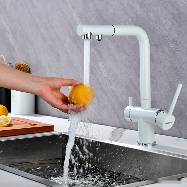 Смеситель Paulmark Serpentine SE213222-431 (белый матовый)