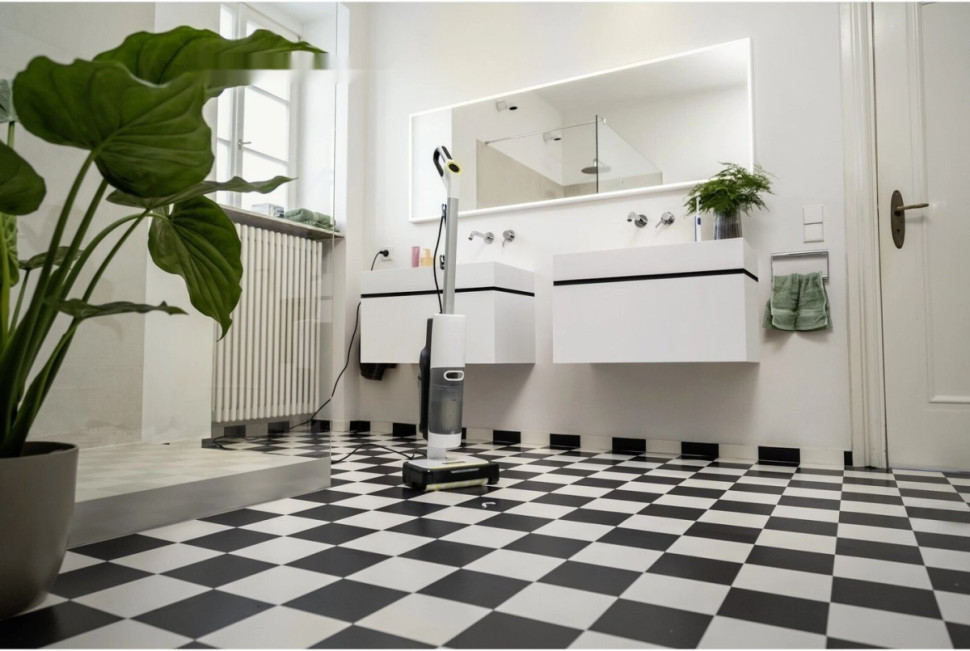 Вертикальный моющий пылесос Karcher SCV 4 1.056-530.0