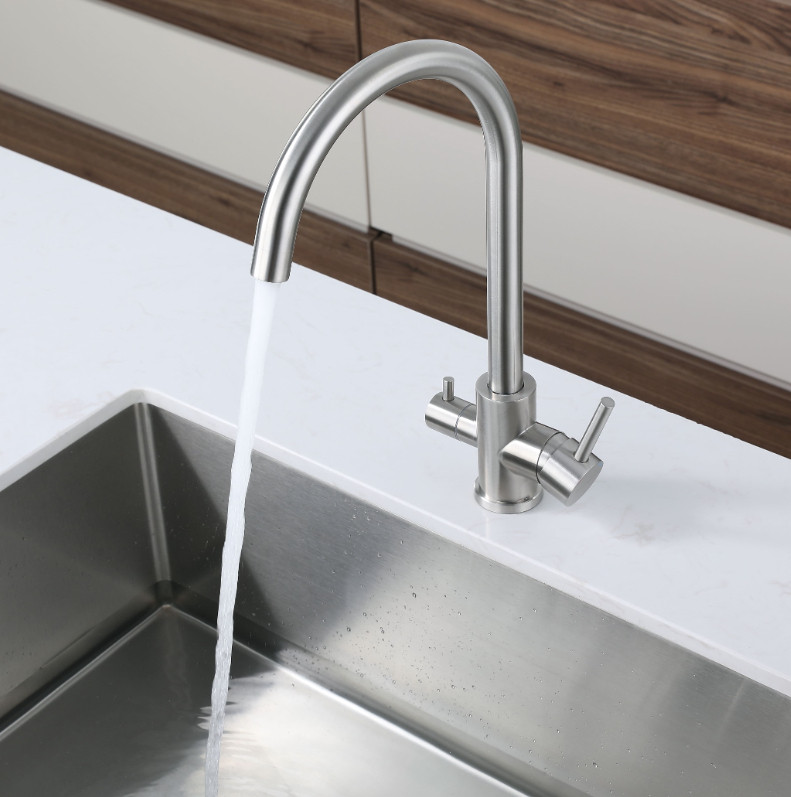 Смеситель GranFest QUARZ GF-Z5420 черный