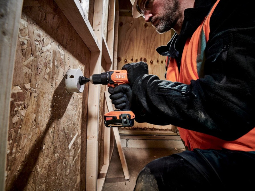 Ударная дрель-шуруповерт AEG Powertools BSB18G4-0 4935478632 (без АКБ)